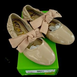 Kids dress shoes